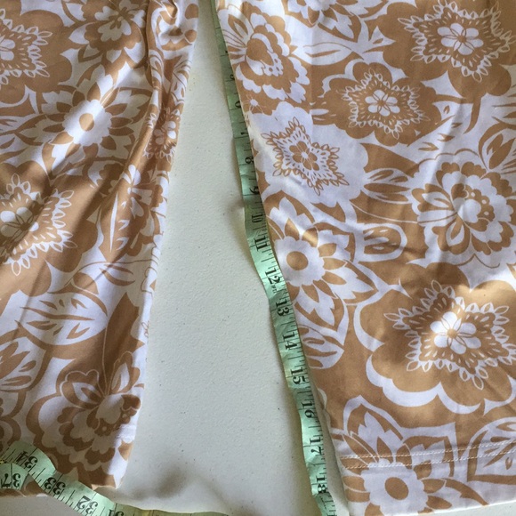 NWT Classic Elements Woman Crop/Capris 20W - Picture 6 of 7